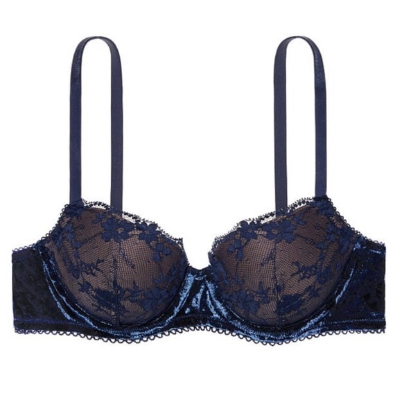•NWT Victoria’s Secret Ocean Blue Velvet Trim Dream Angels Demi Bra // 32DDD - Picture 1 of 4
